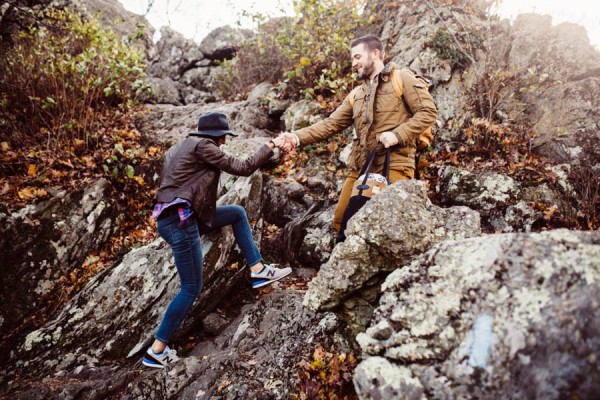 Rock-Climbing-Engagement-in-the-Shenandoah-Virginia-Mountains-Steven-Dray-1