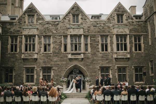 Stunning-Toronto-Wedding-at-Hart-House-Daring-Wanderer-32