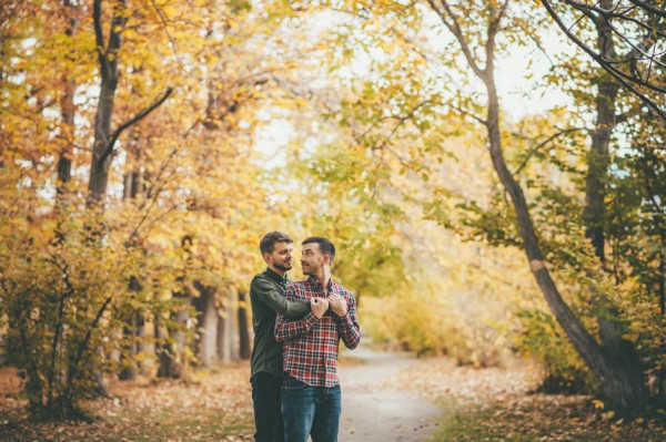 Sweet-Autumn-Engagement-Session-at-Gellatly-Nut-Farm-Joelsview-Photography-14