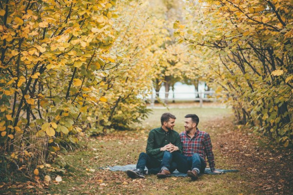 Sweet-Autumn-Engagement-Session-at-Gellatly-Nut-Farm-Joelsview-Photography-6
