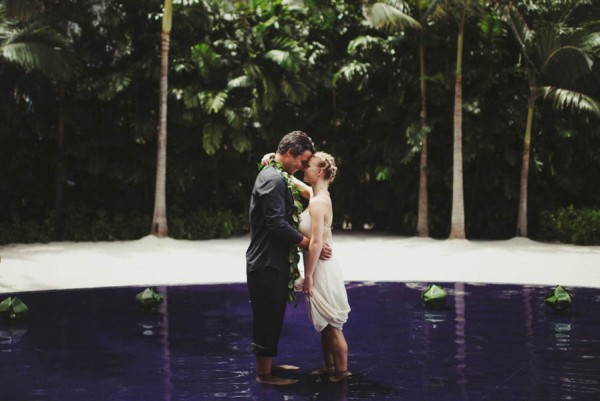 Tropical-Modern-Honolulu-Wedding-Inspiration-June-Photography-14