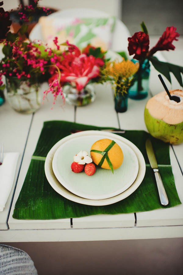 Tropical-Modern-Honolulu-Wedding-Inspiration-June-Photography-21