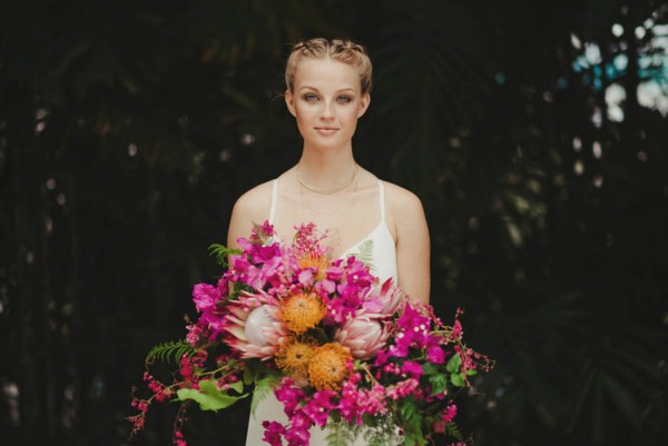 Tropical-Modern-Honolulu-Wedding-Inspiration-June-Photography-3