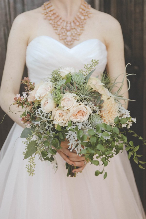 Blush-California-Wedding-at-Manka-Inverness-Lodge (10 of 35)