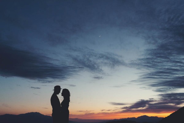 Breezy-Joshua-Tree-Engagement-Photos-at-Sunset-Anne-Claire-Brun-13