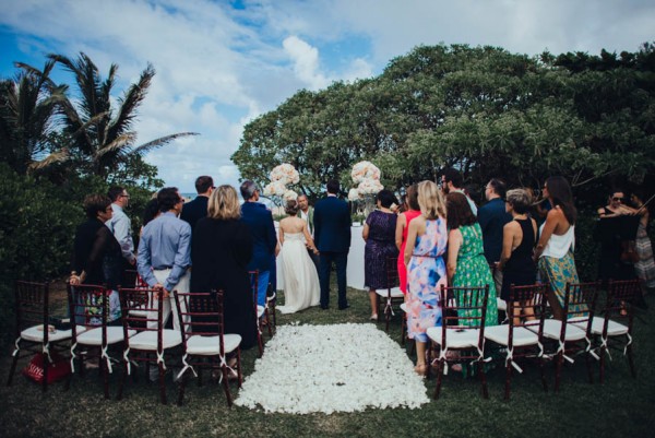 Chic-Island-Wedding-at-Na-Aina-Kai-Botanical-Gardens-June-Photography-3