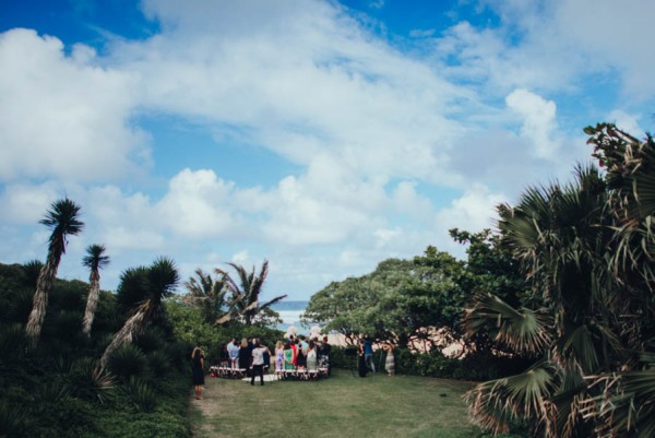 Chic-Island-Wedding-at-Na-Aina-Kai-Botanical-Gardens-June-Photography-4