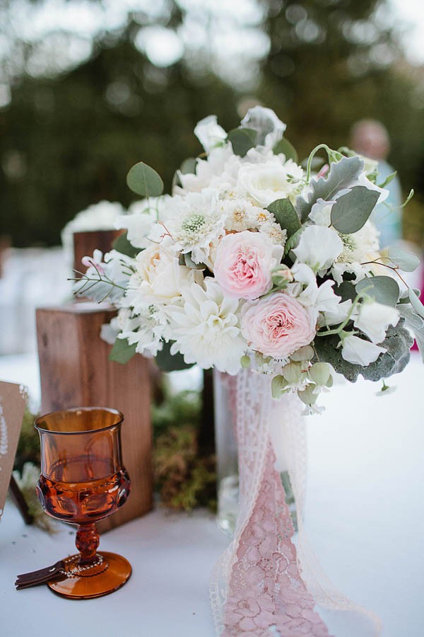 Earthy-Oregon-Wedding-at-Hornings-Hideout-Nakalan-McKay-39