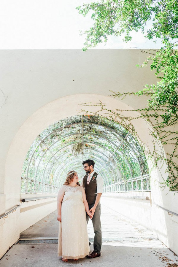 Effortlessly-Natural-Florida-Wedding-at-Charles-Ringling-Mansion (19 of 30)