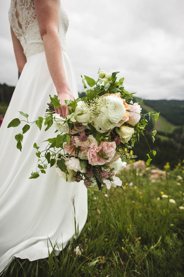 Elegant-Colorado-Mountain-Wedding-at-the-Vail-Wedding-Deck (10 of 33)