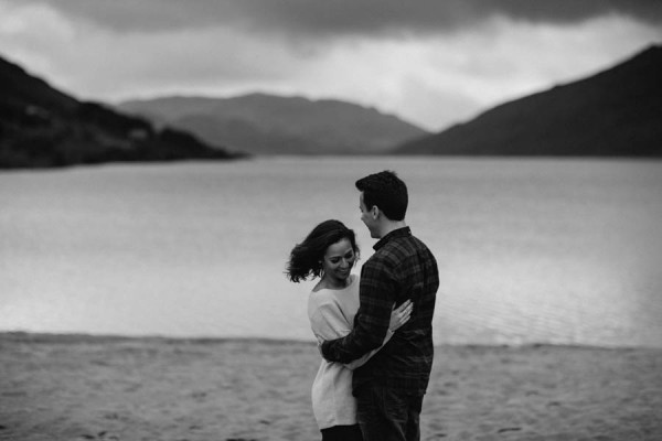 Foggy-Couple-Session-in-the-Connemara-Mountains-David-Olsthoorn-Photography-12