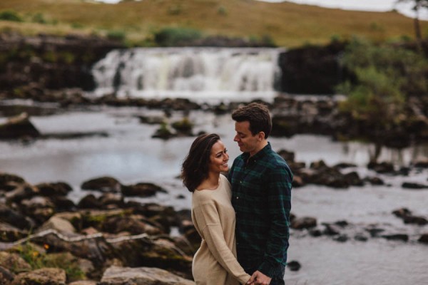 Foggy-Couple-Session-in-the-Connemara-Mountains-David-Olsthoorn-Photography-24