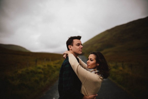 Foggy-Couple-Session-in-the-Connemara-Mountains-David-Olsthoorn-Photography-9