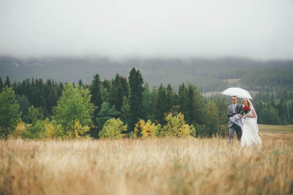 Rainy-Mountain-Wedding-in-Quarry-Lake-Park-Joelsview-Photography-3