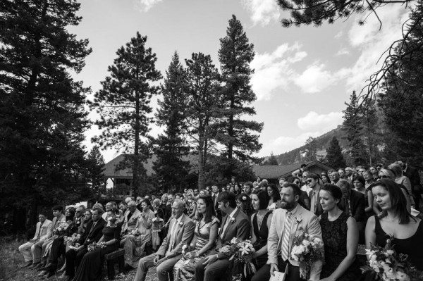 Romantic-Estes-Park-Wedding-at-Taharaa-Mountain-Lodge (8 of 27)