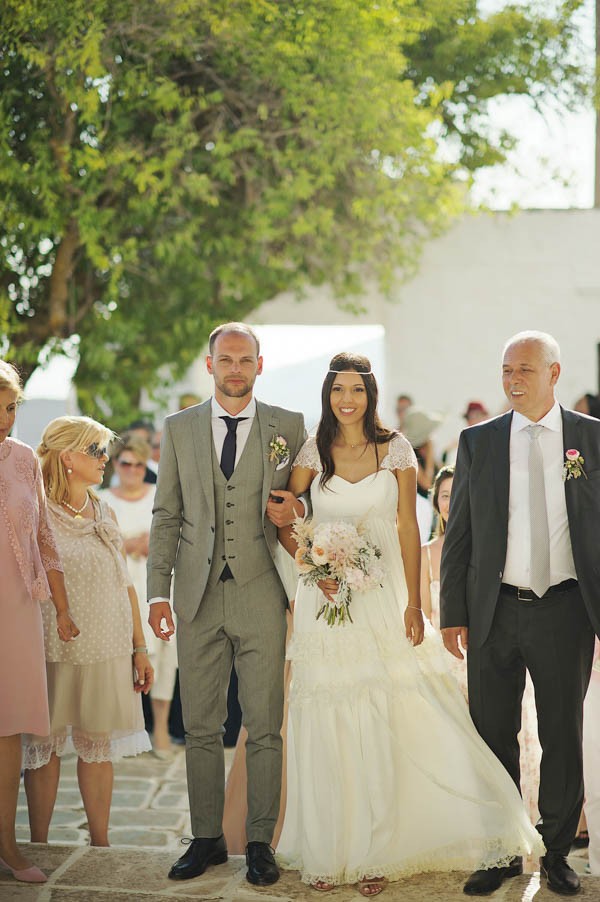 Romantic-Island-Wedding-in-Folegandros-Greece-Thanasis-Kaiafas-4