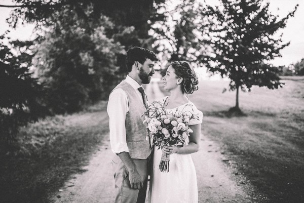 Rustic-Mennonite-Wedding-in-Kitchener-Waterloo (17 of 37)