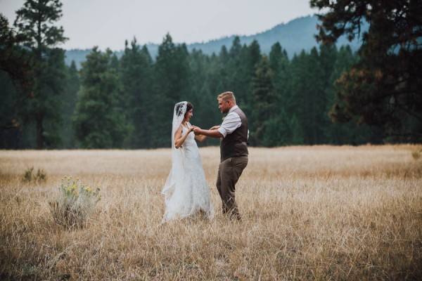 Sentimental Cranbrook Wedding in the Mountains | Junebug Weddings