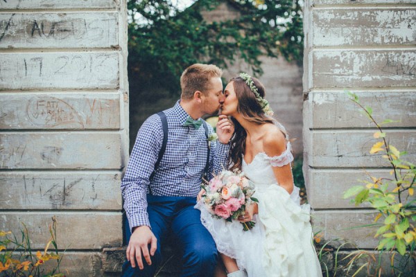 Stunning-Banff-Elopement-in-the-Tunnel-Mountain-Reservoir-Tricia-Victoria-Photography-21