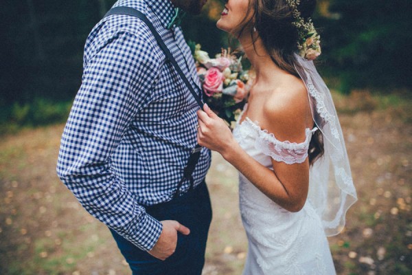 Stunning-Banff-Elopement-in-the-Tunnel-Mountain-Reservoir-Tricia-Victoria-Photography-30