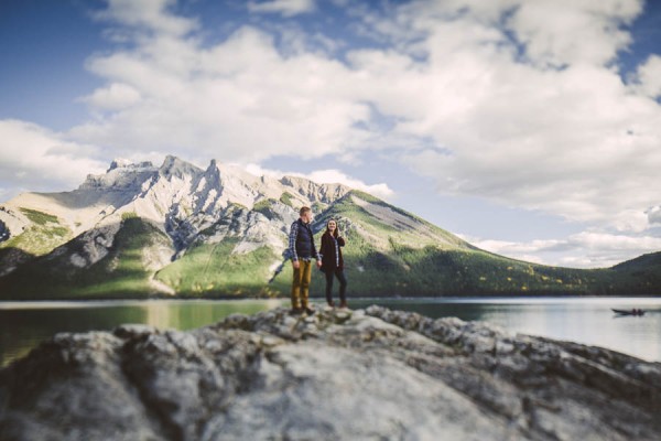 Travel-Loving-Engagement-Photos-in-Banff-Terry-Photo-Co-10