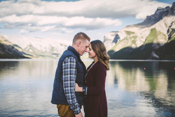 Travel-Loving-Engagement-Photos-in-Banff-Terry-Photo-Co-24
