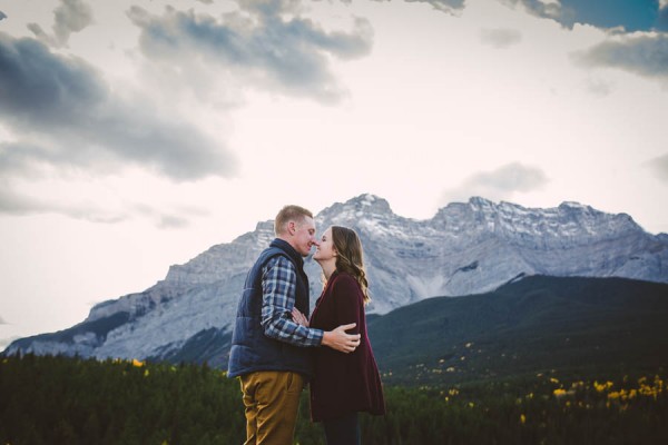 Travel-Loving-Engagement-Photos-in-Banff-Terry-Photo-Co-7