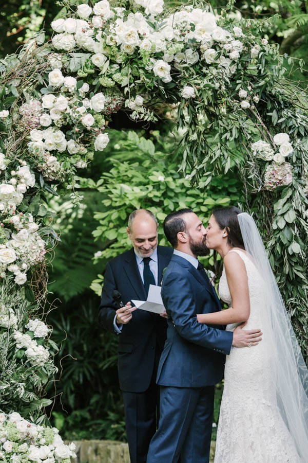 Understated-Hotel-Bel-Air-Wedding-Amy-and-Stuart-8