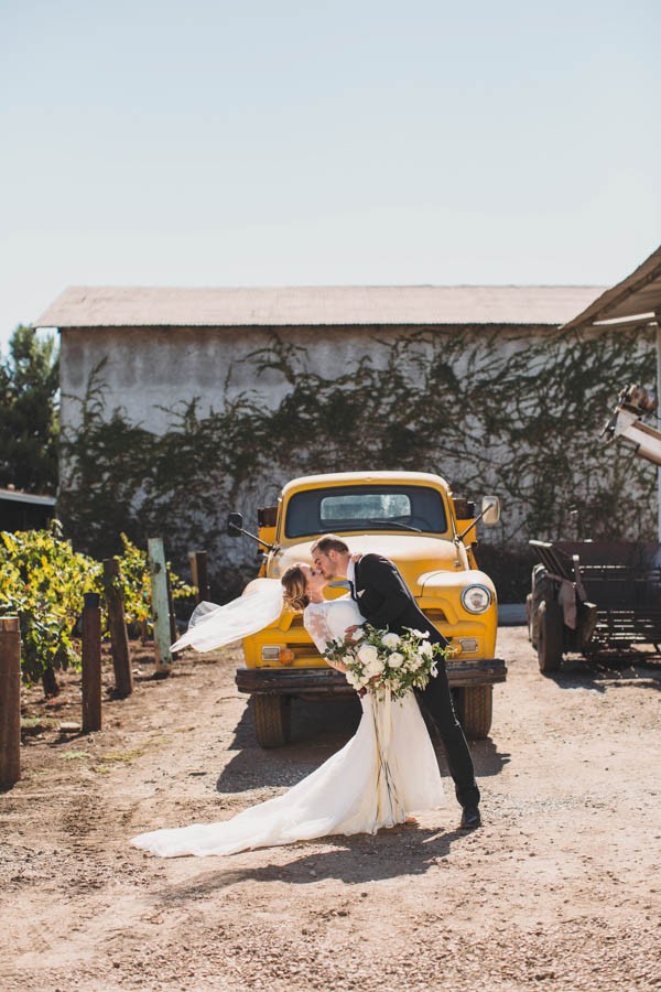 Black-White-Gold-Wedding-Guglielmo-Winery-20