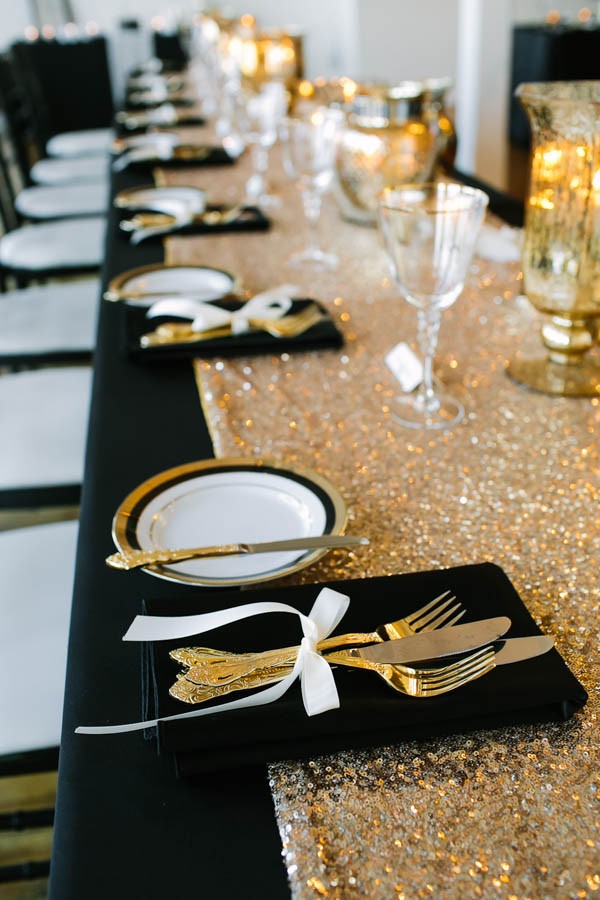 Black-White-Metallic-Ontario-Warehouse-Wedding-A-Brit-and-A-Blonde-26