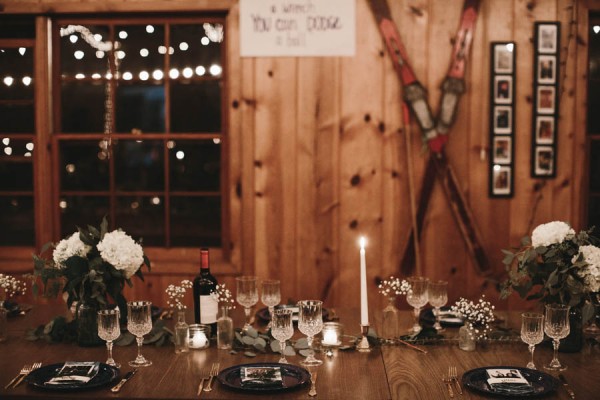 Black-and-White-Log-Cabin-Wedding-Pure-Cozy-Chic-23