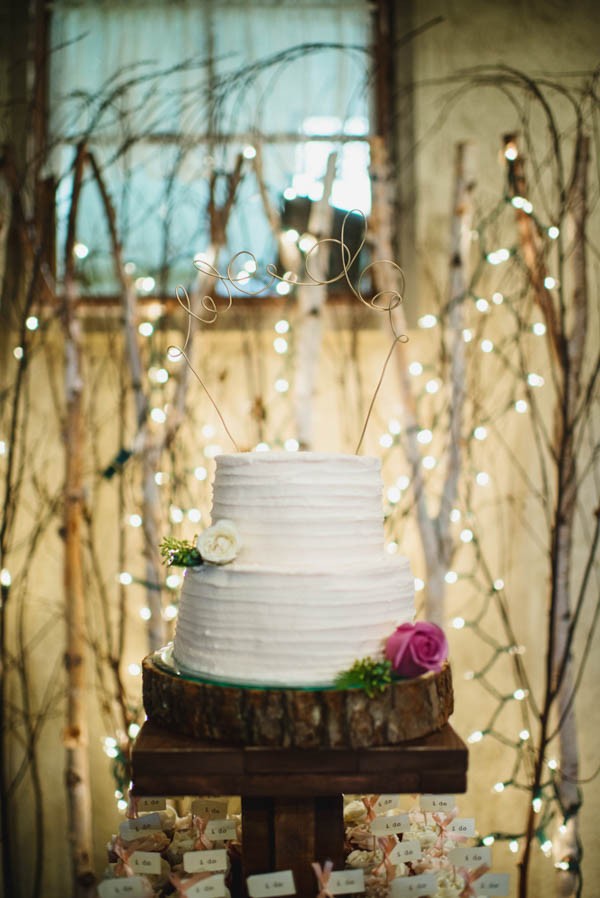 Bohemian-Iowa-Wedding-at-The-Rustic-Rose-Barn-Amanda-Basteen-2