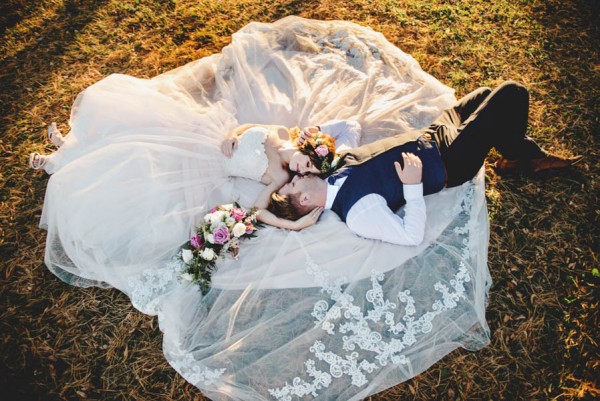 Bohemian-Iowa-Wedding-at-The-Rustic-Rose-Barn-Amanda-Basteen-41