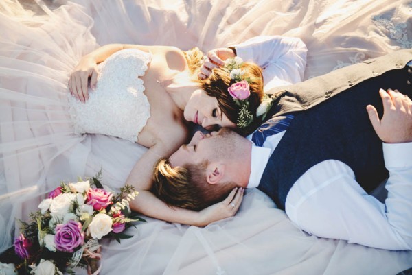 Bohemian-Iowa-Wedding-at-The-Rustic-Rose-Barn-Amanda-Basteen-42