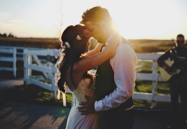 Bohemian-Iowa-Wedding-at-The-Rustic-Rose-Barn-Amanda-Basteen-44