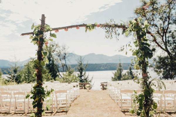 Boho-Cabin-Wedding-Bodega-Ridge-Taylor-Roades-11