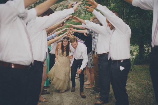 Casual-Colorado-Wedding-at-Bighorn-Lodge-This-is-Feeling-31