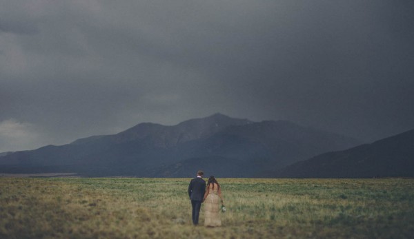 Casual-Colorado-Wedding-at-Bighorn-Lodge-This-is-Feeling-33