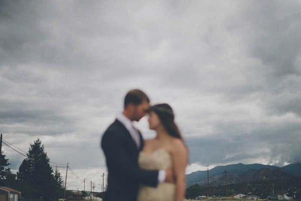 Casual-Colorado-Wedding-at-Bighorn-Lodge-This-is-Feeling-6