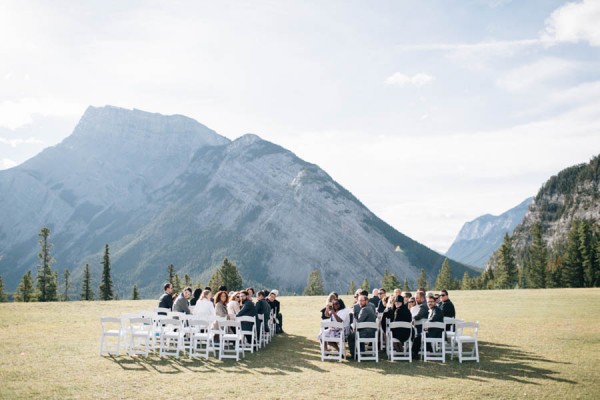 Earthy-Tunnel-Mountain-Reservoir-Wedding-Heart-and-Sparrow-Photography-4