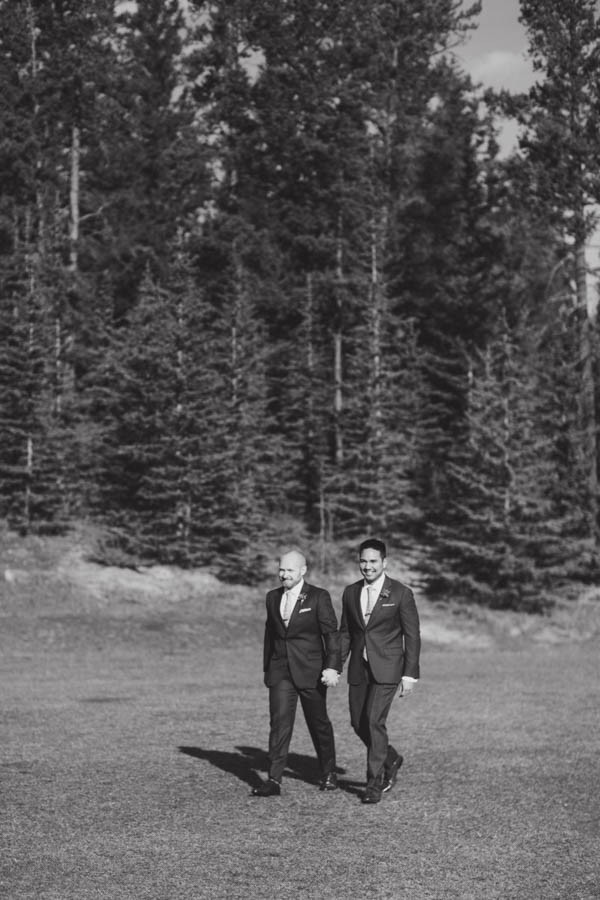 Earthy-Tunnel-Mountain-Reservoir-Wedding-Heart-and-Sparrow-Photography-5