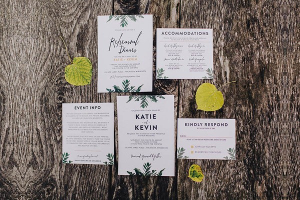 Minnesota-Woodland-Wedding-at-Juliane-James-Place-Matt-Lien-1