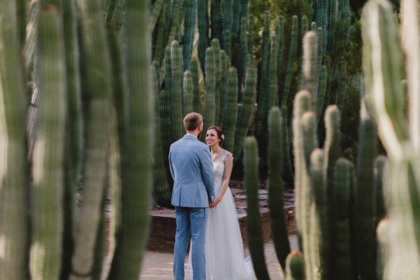 Navy-Blue-Phoenix-Wedding-Among-Cacti-6