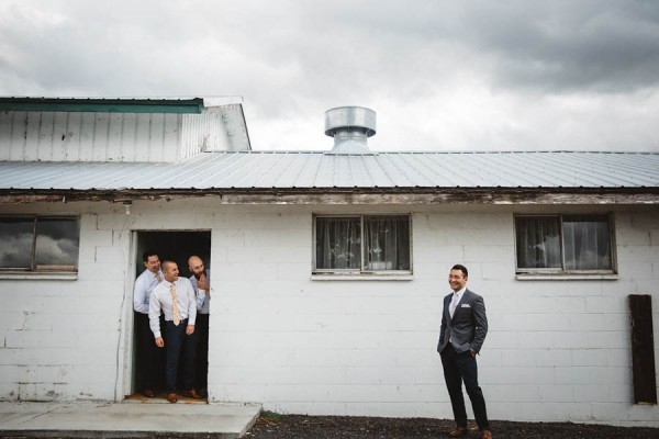 Quirky-Stylish-Dairy-land-Wedding-Snohomish-Washington-Max-and-Sam-Photography-3