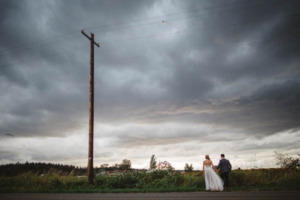 Quirky-Stylish-Dairyland-Wedding-Snohomish-Washington-Max-and-Sam-Photography-31