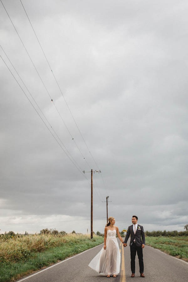 Quirky-Stylish-Dairyland-Wedding-Snohomish-Washington-Max-and-Sam-Photography-34