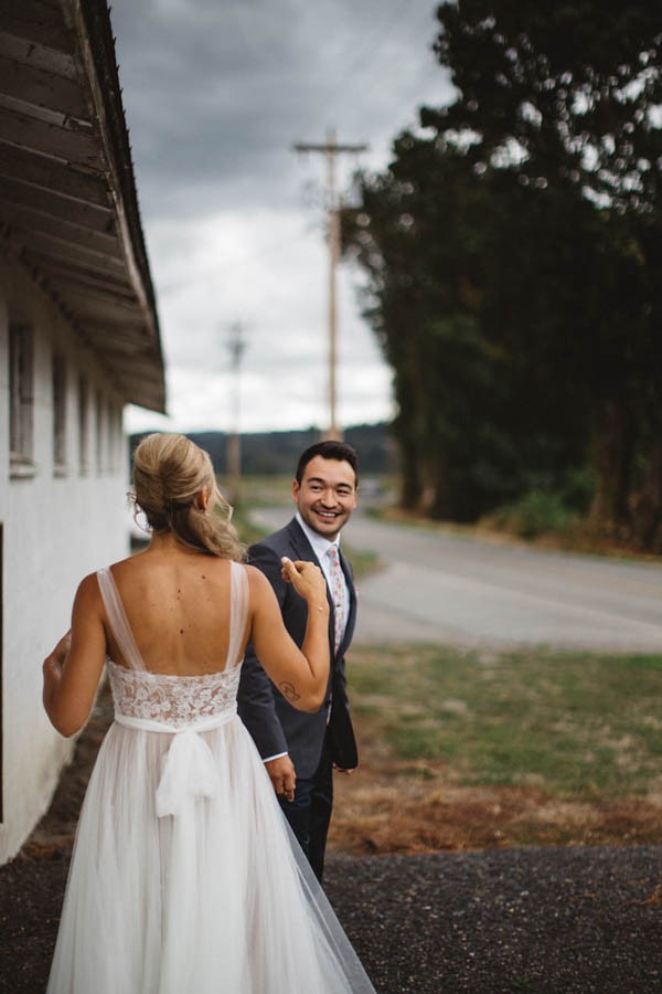 Quirky-Stylish-Dairy-land-Wedding-Snohomish-Washington-Max-and-Sam-Photography-8