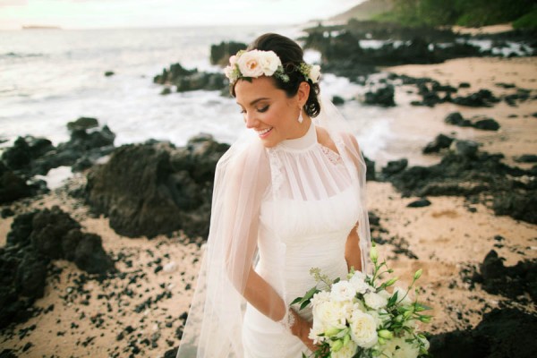 Stylish-Hawaiian-Wedding-White-Orchid-Beach-House-42