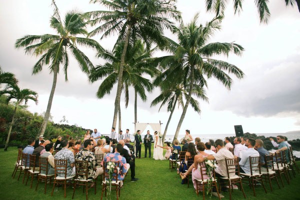 Stylish-Hawaiian-Wedding-White-Orchid-Beach-House-5