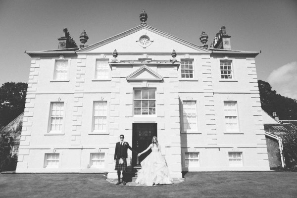 Dreamy-Scottish-Tipi-Wedding-Greenbank-Garden-19